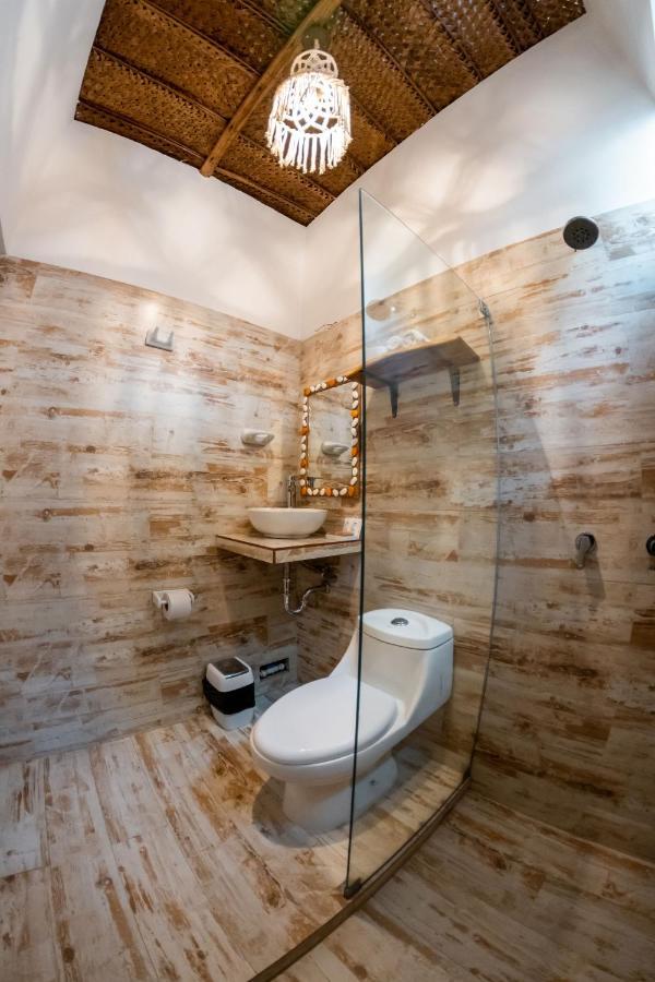 Hotel Boutique Beso De Sal Колан Экстерьер фото