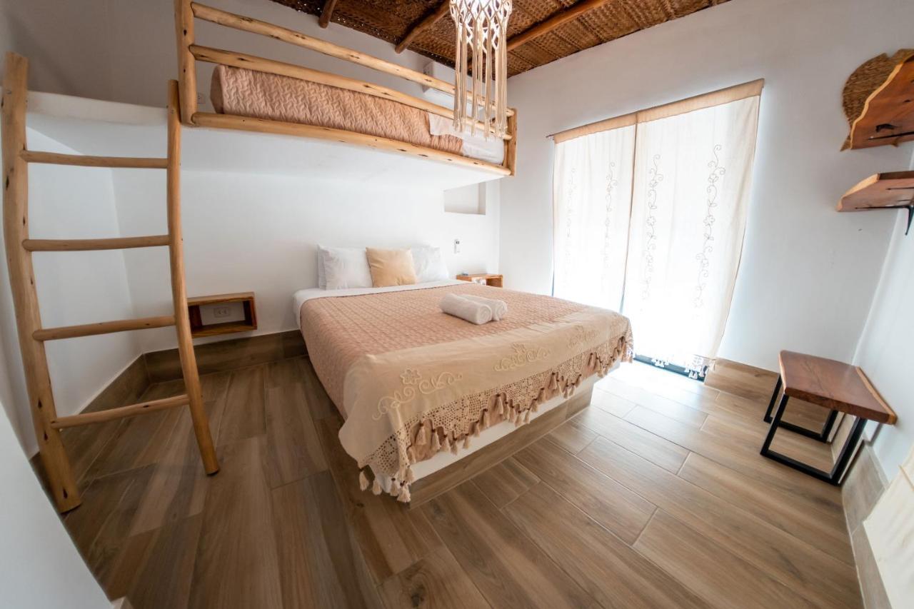 Hotel Boutique Beso De Sal Колан Экстерьер фото
