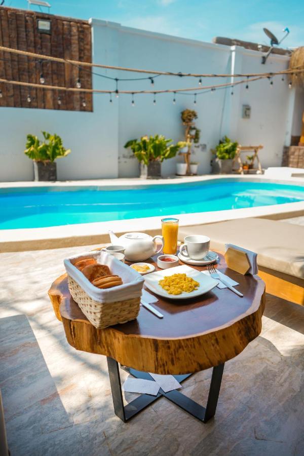 Hotel Boutique Beso De Sal Колан Экстерьер фото