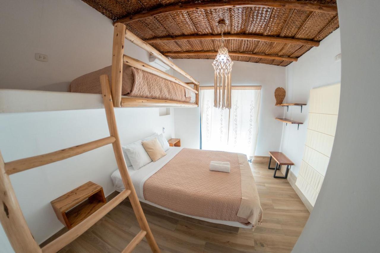 Hotel Boutique Beso De Sal Колан Экстерьер фото